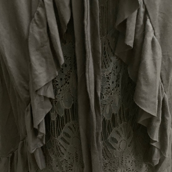 Lace tank top small - Picture 4 of 4